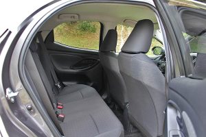 Toyota-Yaris-1.5-2020-(8)