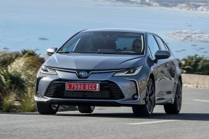 Toyota-corolla-sedan