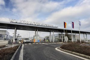 Volkswagen-Slovakia-Plant-(1)