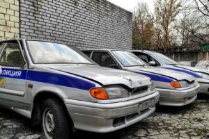 abandoned police cars 7