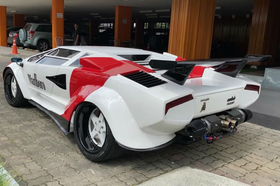 https://autogreeknews.gr/wp-content/uploads/2020/11/lamborghini-countach-made-in-thailand-2.jpg