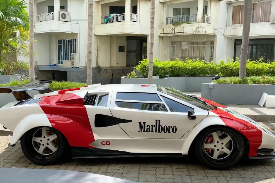 https://autogreeknews.gr/wp-content/uploads/2020/11/lamborghini-countach-made-in-thailand-4.jpg