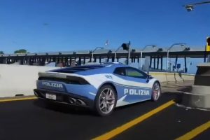 polizia lamborghini huracan
