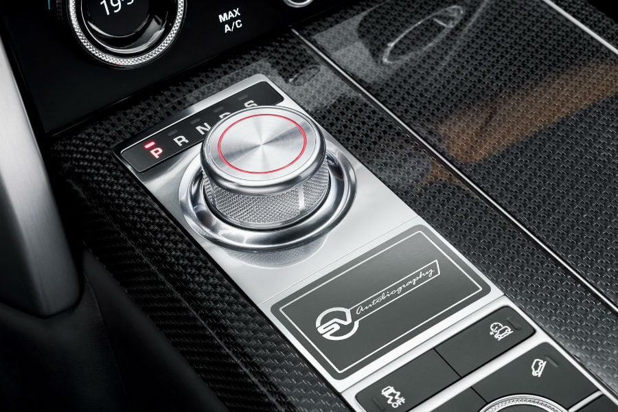 Η Land Rover μήνυσε τη VW για έναν διακόπτη