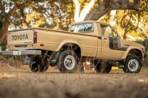 1980 toyota hilux 4