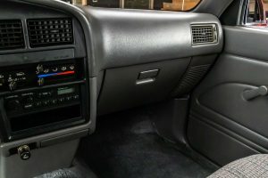 1993 toyota hilux 13