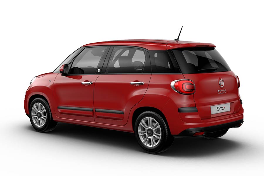 https://autogreeknews.gr/wp-content/uploads/2020/12/Fiat-500L-3.jpg