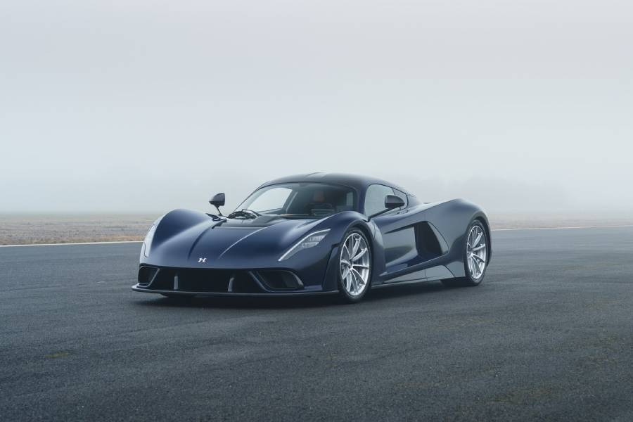 https://autogreeknews.gr/wp-content/uploads/2020/12/Hennessey-Venom-F5-24.jpg