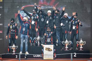 Hyundai-Motorsport_2020-Manufacturers’-World-Rally-Campions-(4)