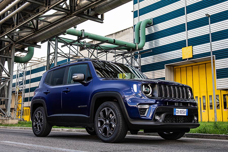 https://autogreeknews.gr/wp-content/uploads/2020/12/Jeep-Renegade-MY21-2.jpeg