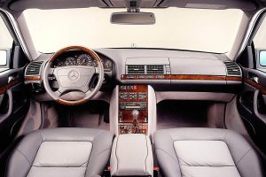 Mercedes-S-Class-W140-(2)