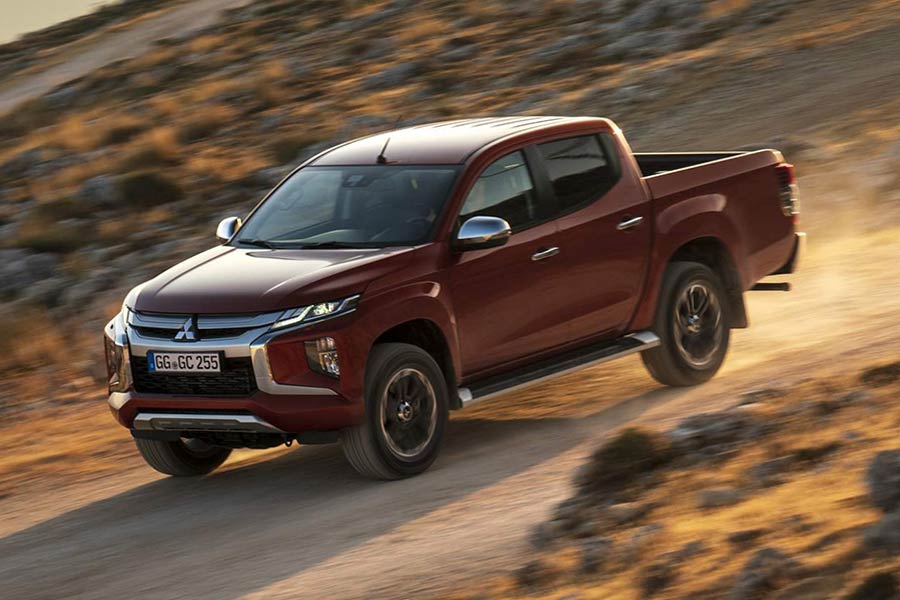 https://autogreeknews.gr/wp-content/uploads/2020/12/Mitsubishi-L200-DC-2020-3.jpg