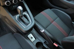 Renault Clio 1.3 TCe 130 EDC RS Line (39)