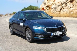 Skoda-Octavia-2020-1