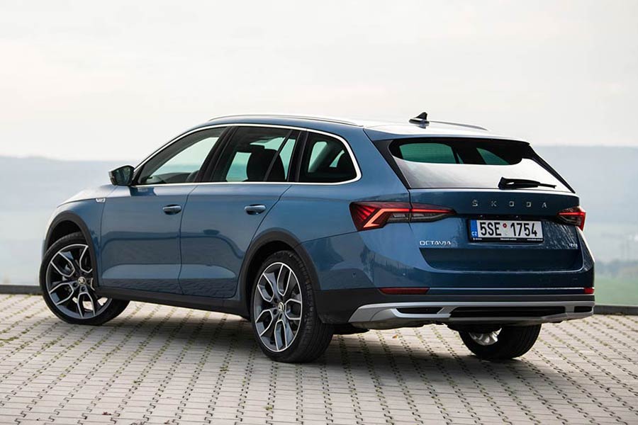 https://autogreeknews.gr/wp-content/uploads/2020/12/Skoda-Octavia-Scout-2020-5.jpg