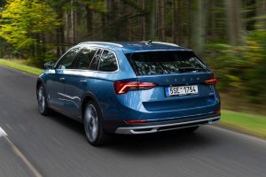 Skoda-Octavia-Scout-2020-(7)