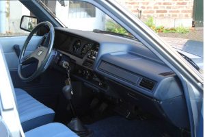 Toyota Corolla 1983 (11)