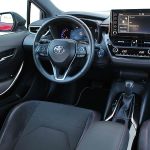 Toyota-Corolla-2.0-Hybrid-(14)