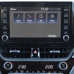 Toyota-Corolla-2.0-Hybrid-(18)