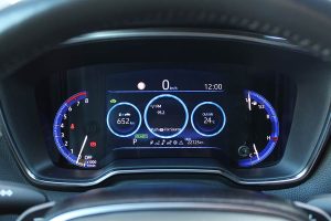 Toyota-Corolla-2.0-Hybrid-(26)