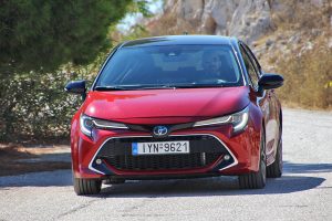 Toyota Corolla 2.0 Hybrid (3)