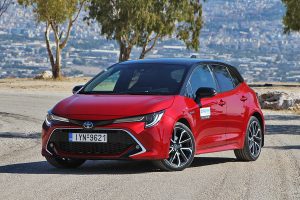 Toyota Corolla 2.0 Hybrid (32)