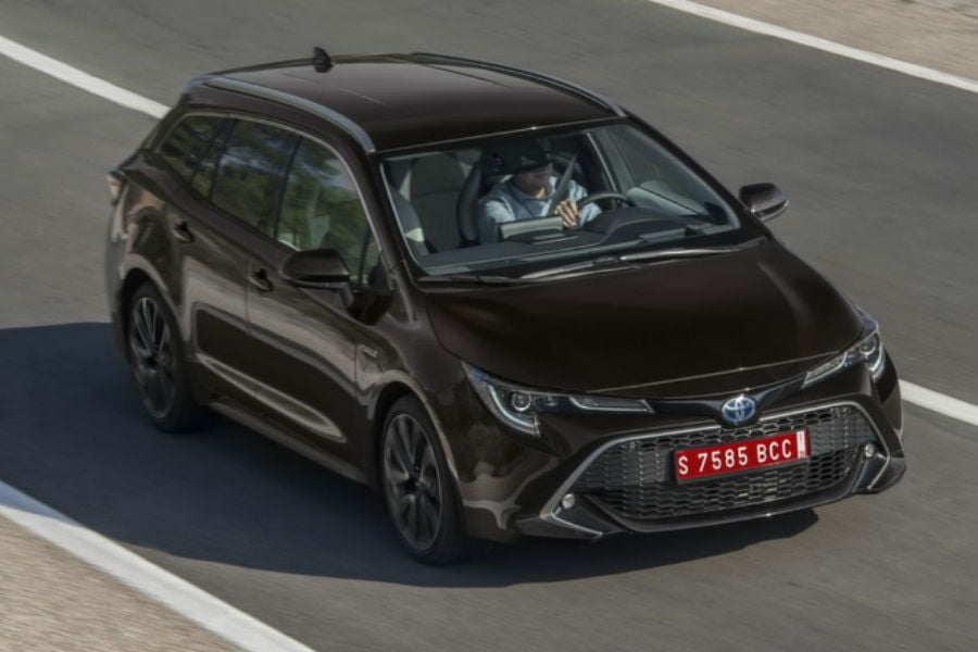 https://autogreeknews.gr/wp-content/uploads/2020/12/Toyota-Corolla-TS-180-6.jpg