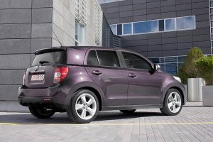 Toyota-Urban-Cruiser-(3)