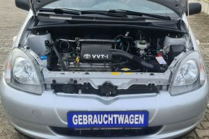 Toyota-Yaris-1.0-2003-(12)