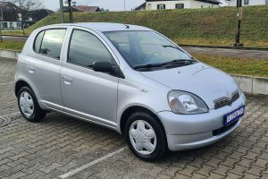 Toyota-Yaris-1.0-2003-(5)