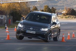 VW-Tiguan-2020-moose-test