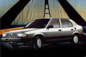 alfa_romeo_33_quadrifoglio_oro