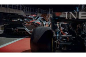 lewis-hamilton-drives-the-mercedes-amg-one 5