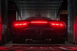 lewis-hamilton-drives-the-mercedes-amg-one 6