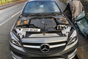 mercedes-c-class-stripped-(5)