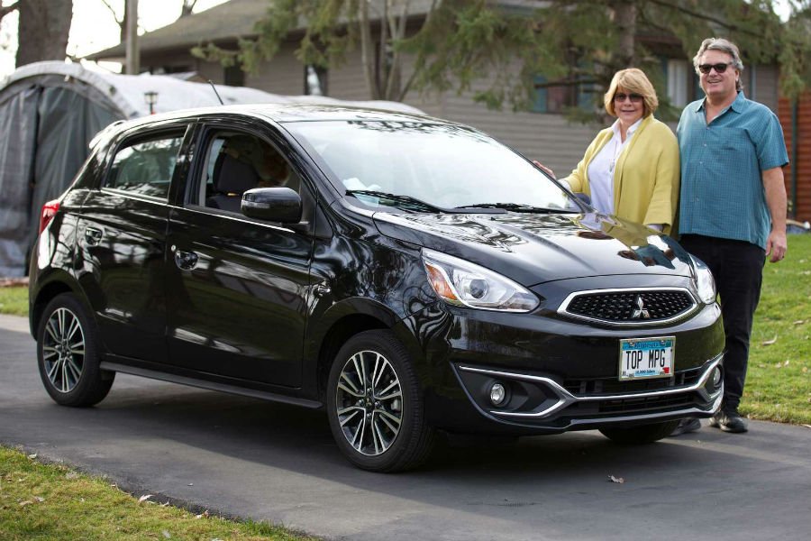 https://autogreeknews.gr/wp-content/uploads/2020/12/mitsubishi-mirage-400000-miles-2.jpg