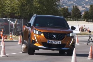 peugeot 2008 moose test