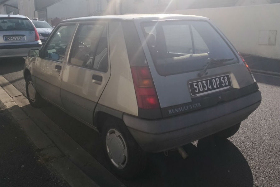 https://autogreeknews.gr/wp-content/uploads/2020/12/renault-5-gtr-3.jpg