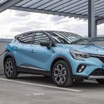 2020---New-Renault-CAPTUR-E-TECH-Plug-in-tests-drive