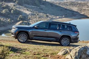 2021-Jeep-Grand-Cherokee-L-27-1
