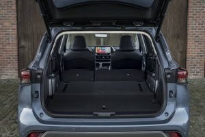 2021-Toyota-Highlander-Europe-99