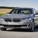 2021-bmw-520e-sedan-2