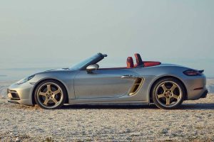 2021-porsche-boxster-25-side