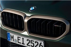 2022-BMW-M5-CS-65