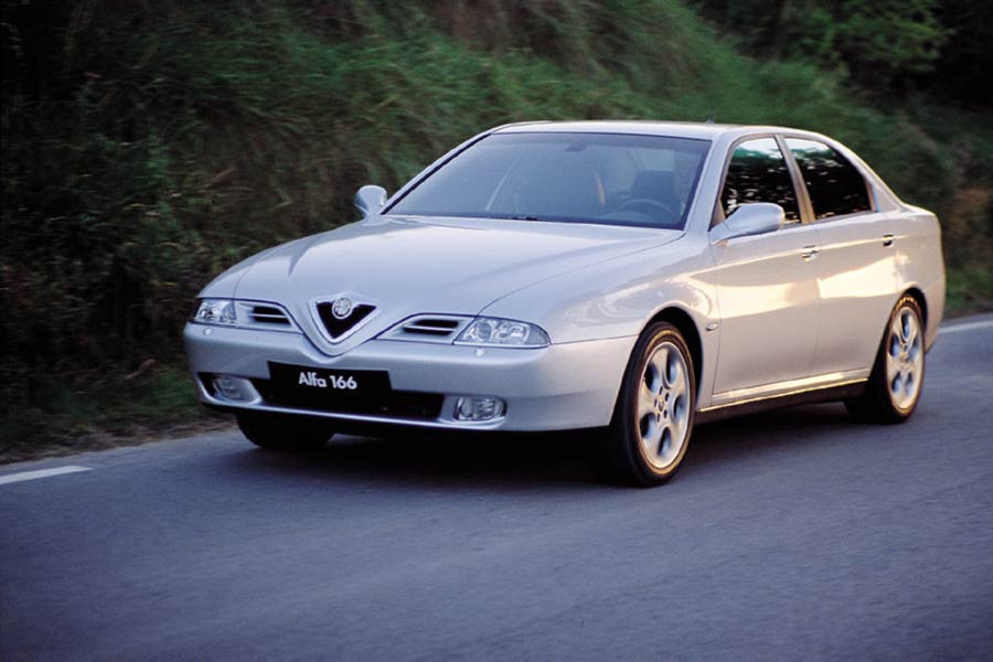 https://autogreeknews.gr/wp-content/uploads/2021/01/Alfa-Romeo-166-5.jpg