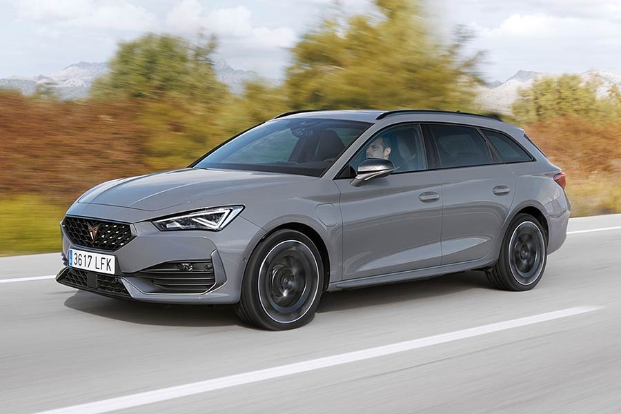 https://autogreeknews.gr/wp-content/uploads/2021/01/CUPRA-Leon_44_HQ.jpg