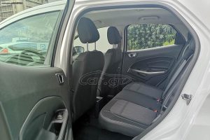 Ford-EcoSport-Car-Center-(3)