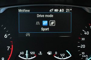 Ford-Fiesta-1.0-EcoBoost-Hybrid-155-PS-(47)