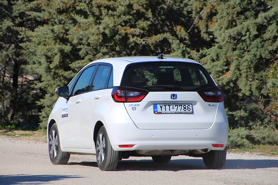 https://autogreeknews.gr/wp-content/uploads/2021/01/Honda-Jazz-1.5-Hybrid-2021-13.jpg