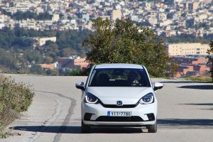 Honda-Jazz-1.5-Hybrid-2021-(2)